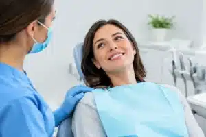 Cómo prepararse para cirugía dental con calma