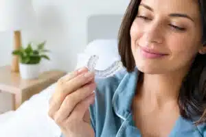 Cuándo usar placas personalizadas para bruxismo