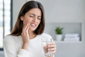 Qué hacer cuando aparecen dientes sensibles